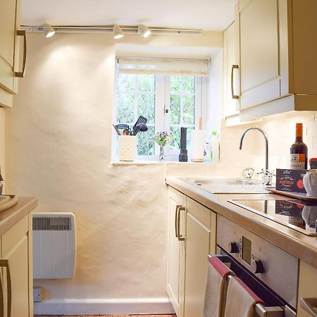 Westover Cottage Wootton  エクステリア 写真