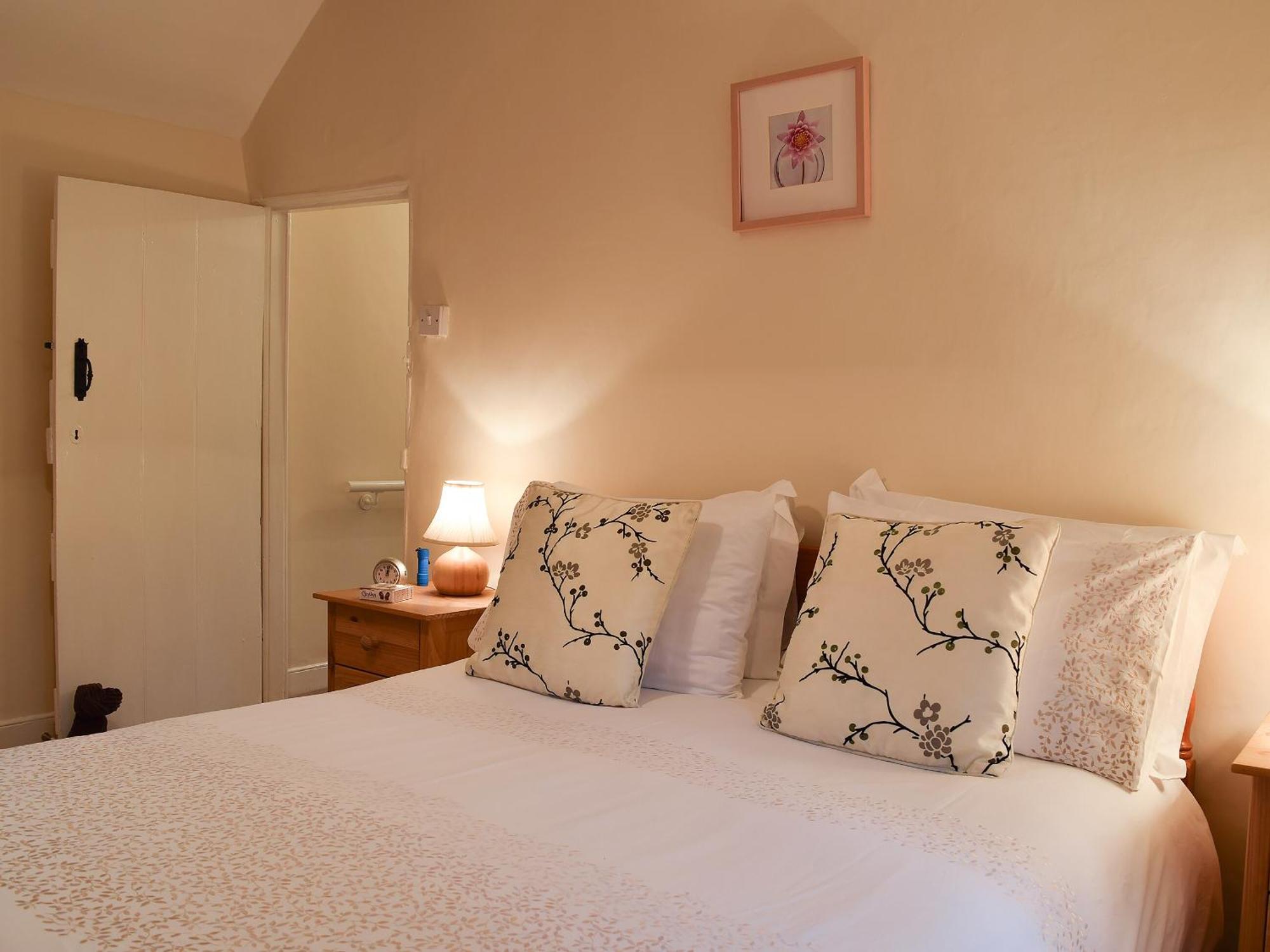 Westover Cottage Wootton  エクステリア 写真